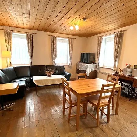 Semesterbostad Panorama Kozakov